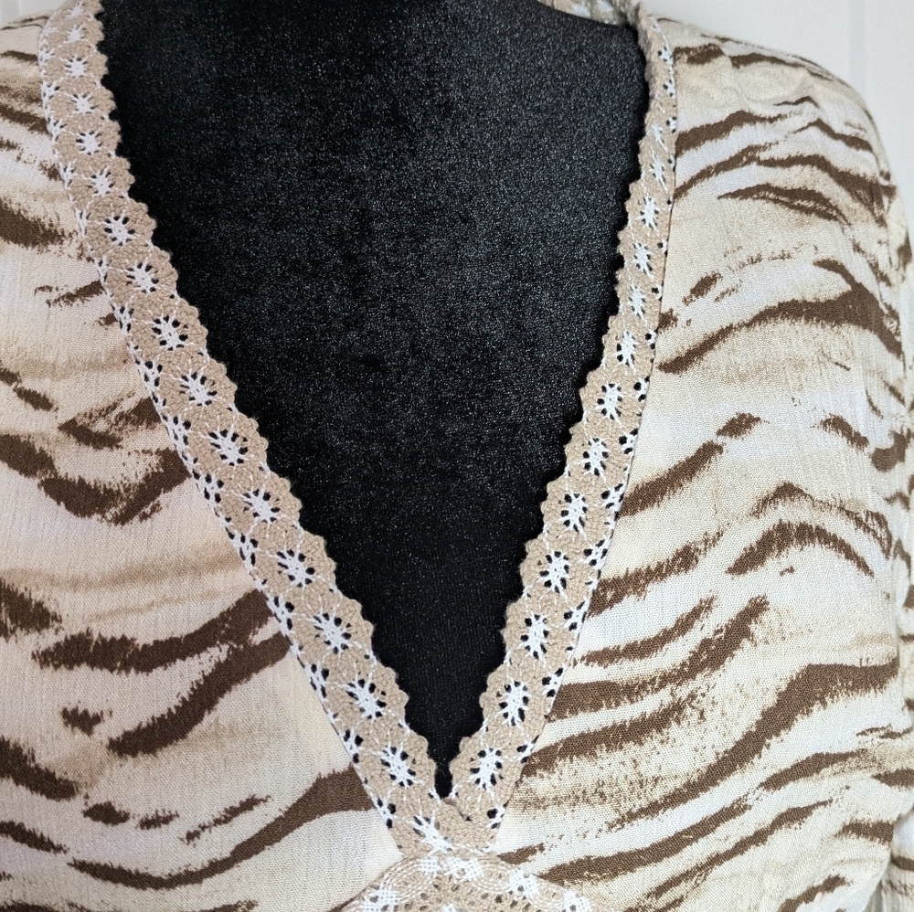 Inc New Women's Tiger Print Bell Sleeve Mini Boho Festival Dress, Size M Beige - Picture 13 of 16